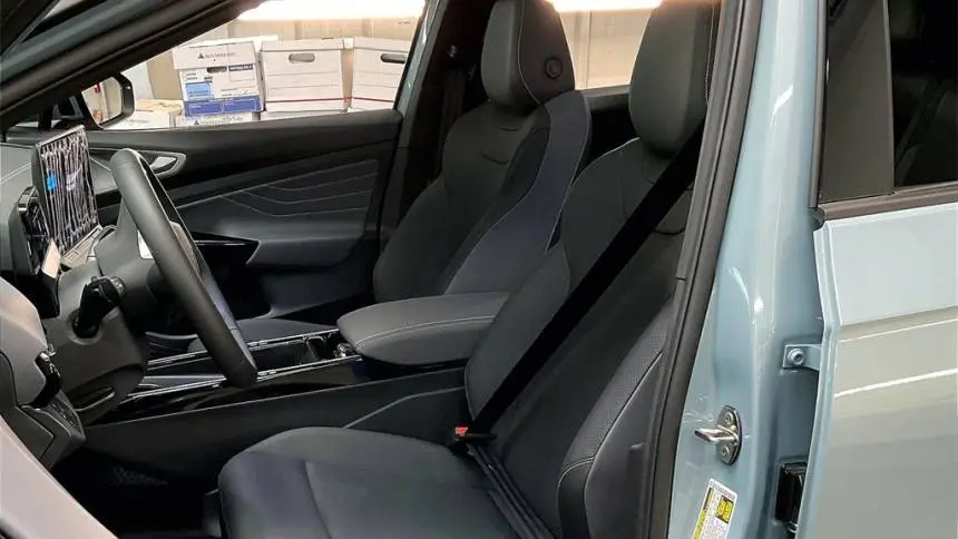 2025 Volkswagen ID.4 1V2VRPE8XSC003636
