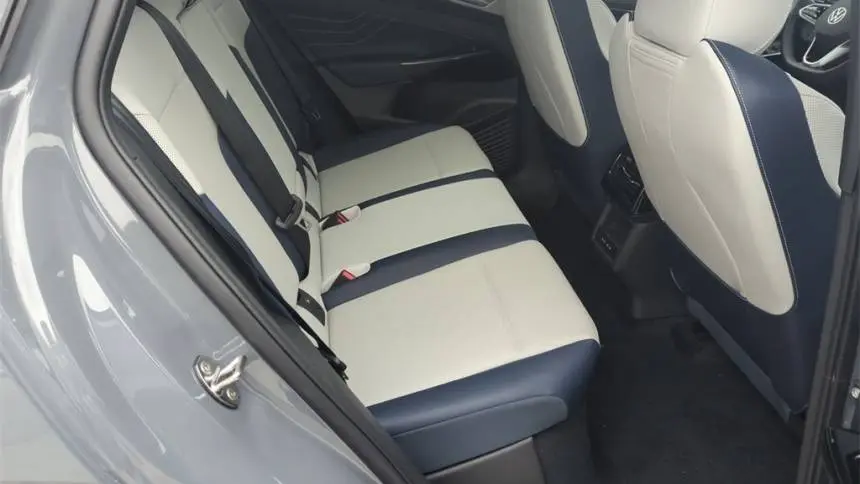 2025 Volkswagen ID.4 1V2WSPE8XSC001930
