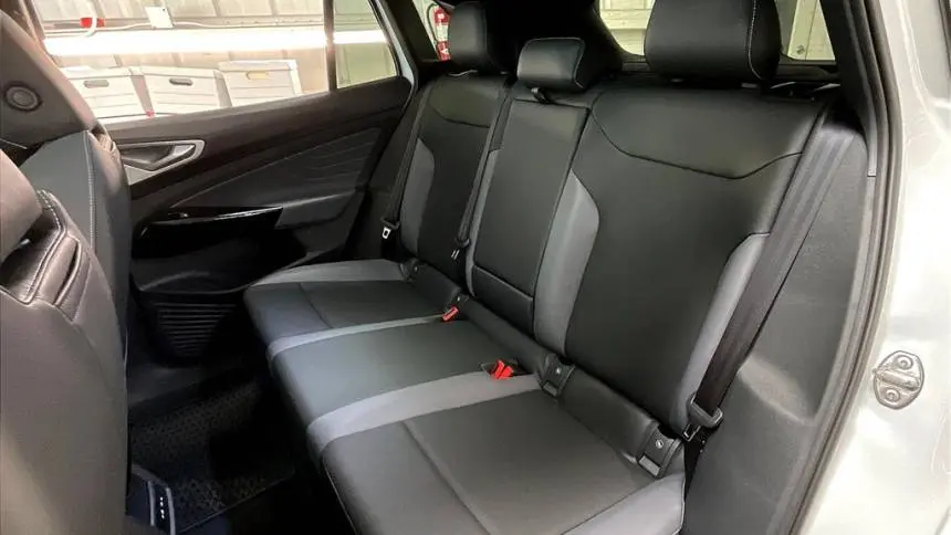 2025 Volkswagen ID.4 1V2WSPE81SC004585