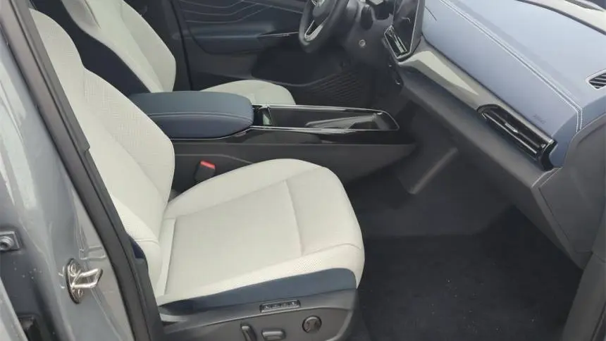 2025 Volkswagen ID.4 1V2WSPE8XSC001930