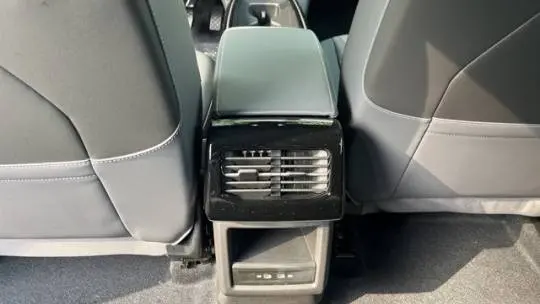 2025 Volkswagen ID.4 1V2VRPE87SC004582