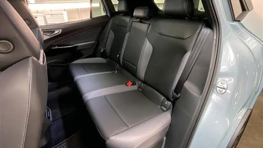 2025 Volkswagen ID.4 1V2WSPE81SC004828