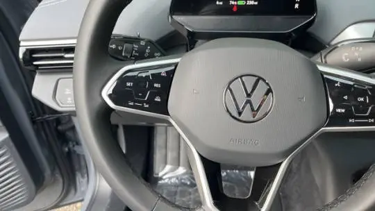 2025 Volkswagen ID.4 1V2VRPE87SC004582