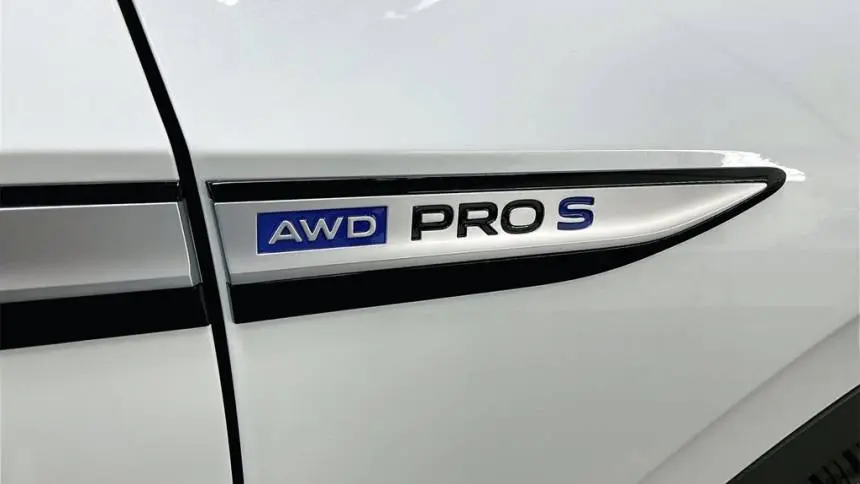 2025 Volkswagen ID.4 1V2WSPE81SC004585