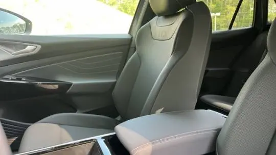 2025 Volkswagen ID.4 1V2VRPE87SC004582