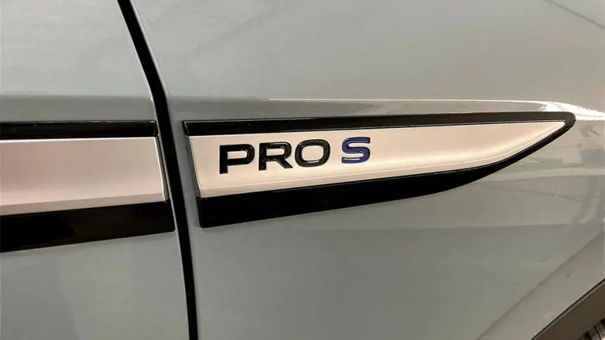 2025 Volkswagen ID.4 1V2VRPE8XSC003636
