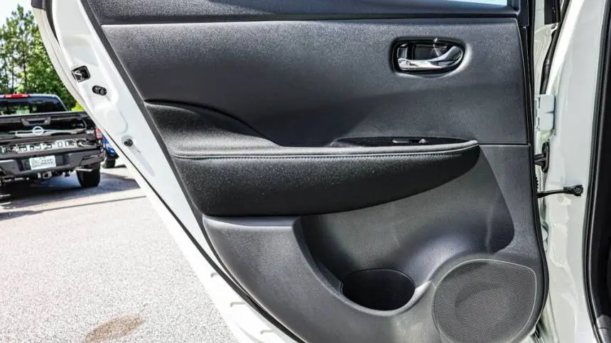 2025 Nissan LEAF 1N4CZ1CV0SC560835