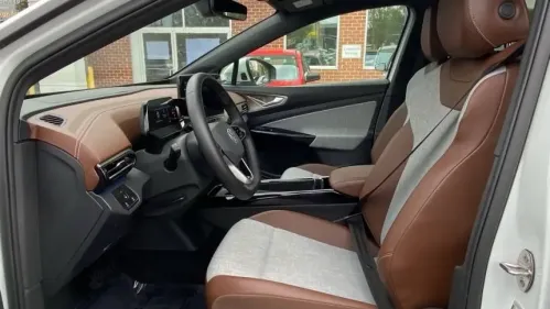 2023 Volkswagen ID.4 1V2BMPE88PC058773