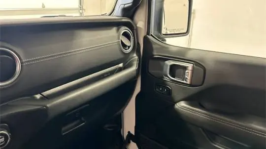 2021 Jeep Wrangler 1C4JJXP69MW643146