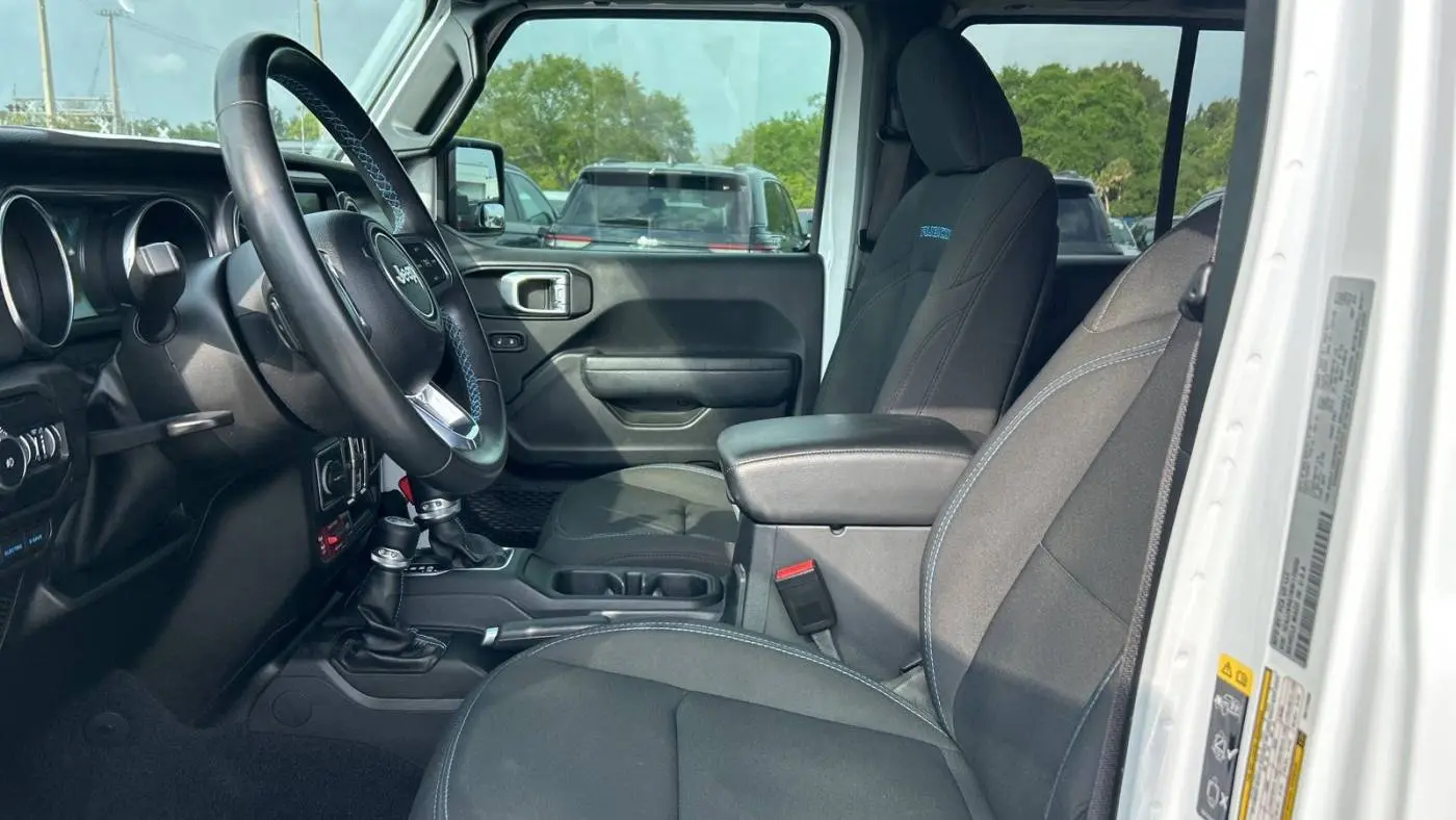 2022 Jeep Wrangler 1C4JJXR67NW170006