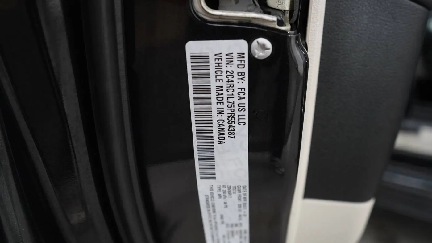 2023 Chrysler Pacifica 2C4RC1L75PR554387