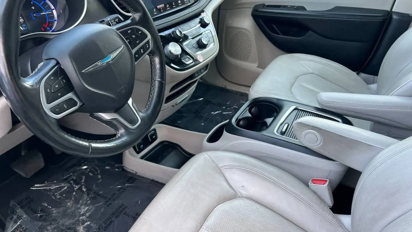 2021 Chrysler Pacifica 2C4RC1L74MR603266