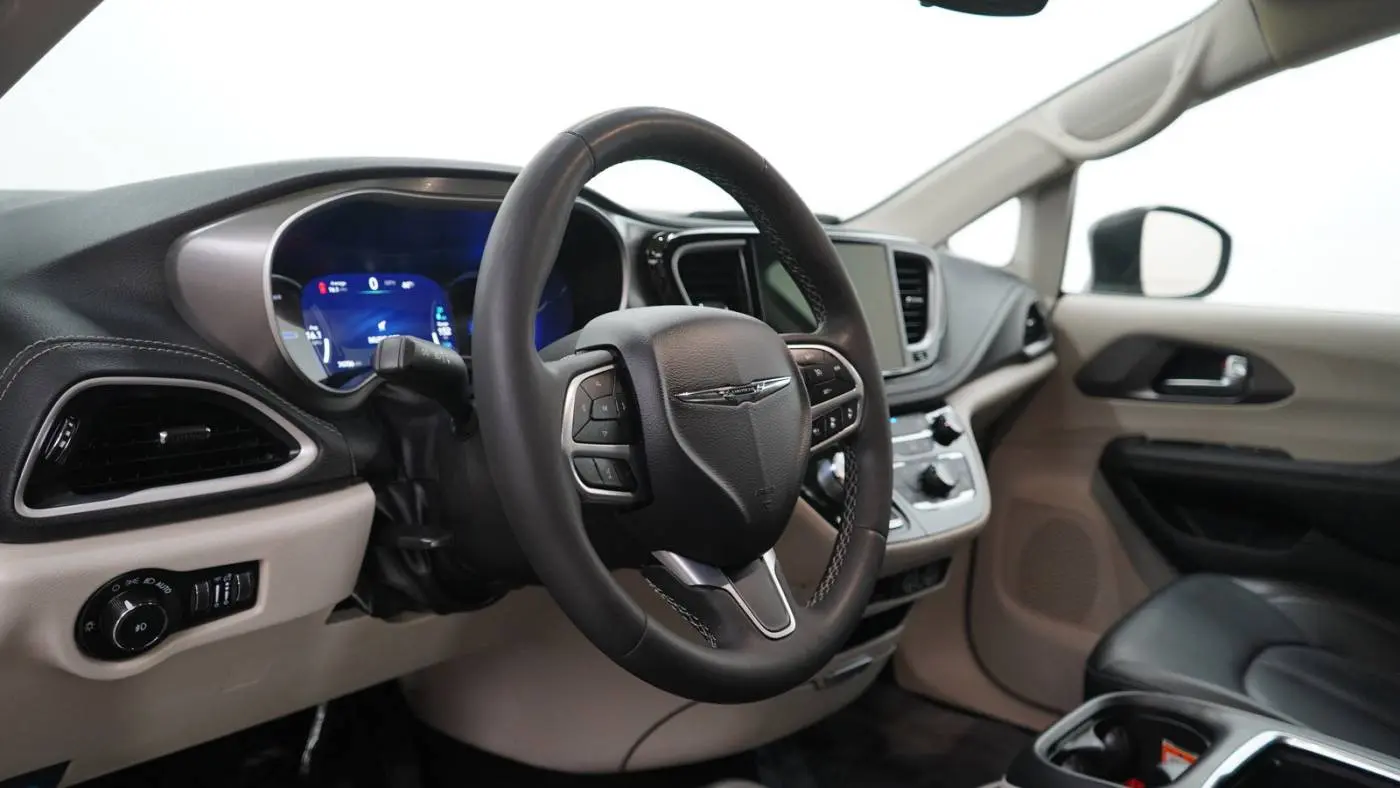 2023 Chrysler Pacifica 2C4RC1L75PR554387