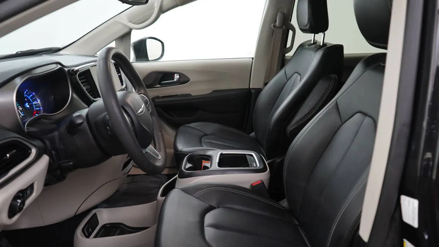 2023 Chrysler Pacifica 2C4RC1L75PR554387