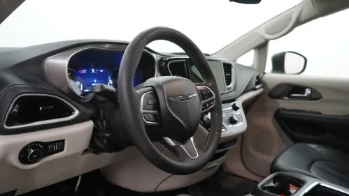 2023 Chrysler Pacifica 2C4RC1L75PR554387