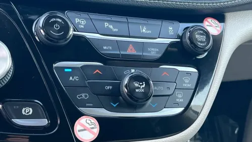 2021 Chrysler Pacifica 2C4RC1L74MR603266