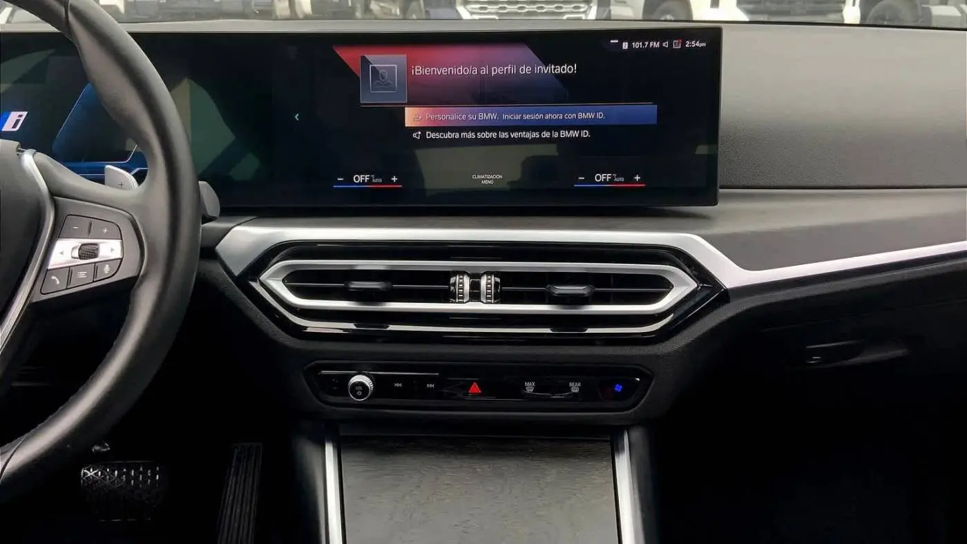 2024 BMW 3 Series 3MW39FF04R8E05565