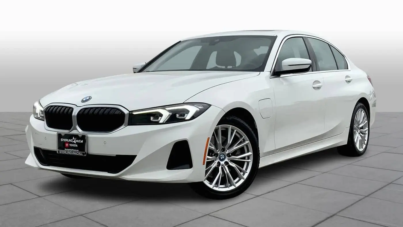 2024 BMW 3 Series 3MW39FF04R8E05565