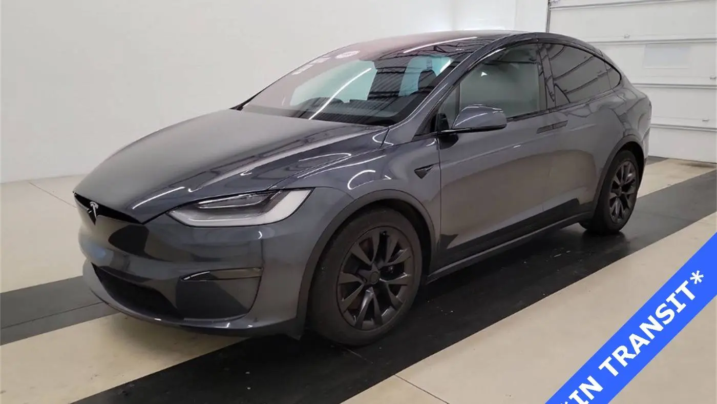2023 Tesla Model X 7SAXCDE5XPF380884