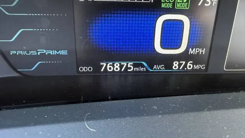 2019 Toyota Prius Prime - Images - 11