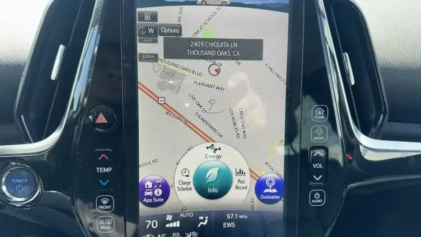2019 Toyota Prius Prime - Images - 12