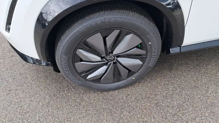 2025 Nissan Ariya JN8CF0BF9SM763373