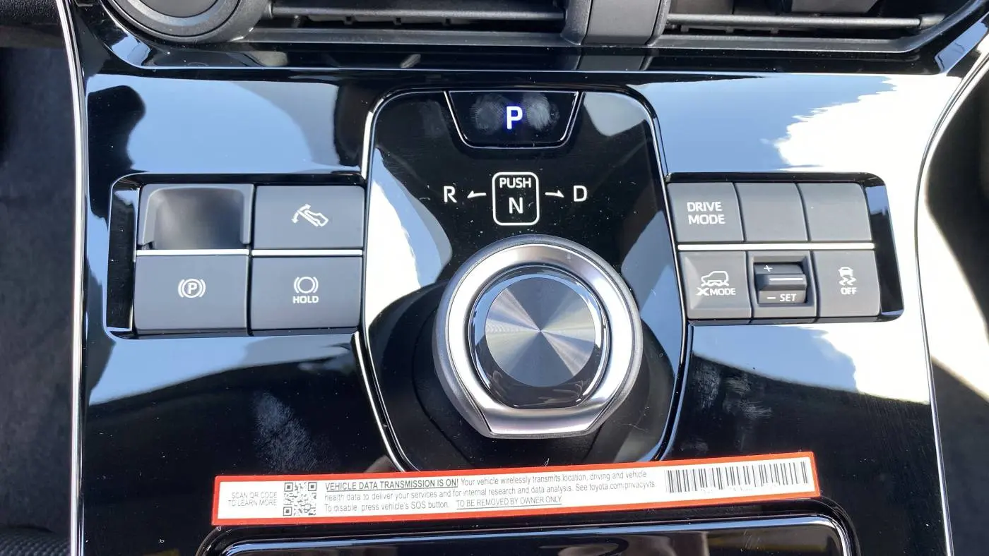 2025 Subaru Solterra JTMABABA0SA099362