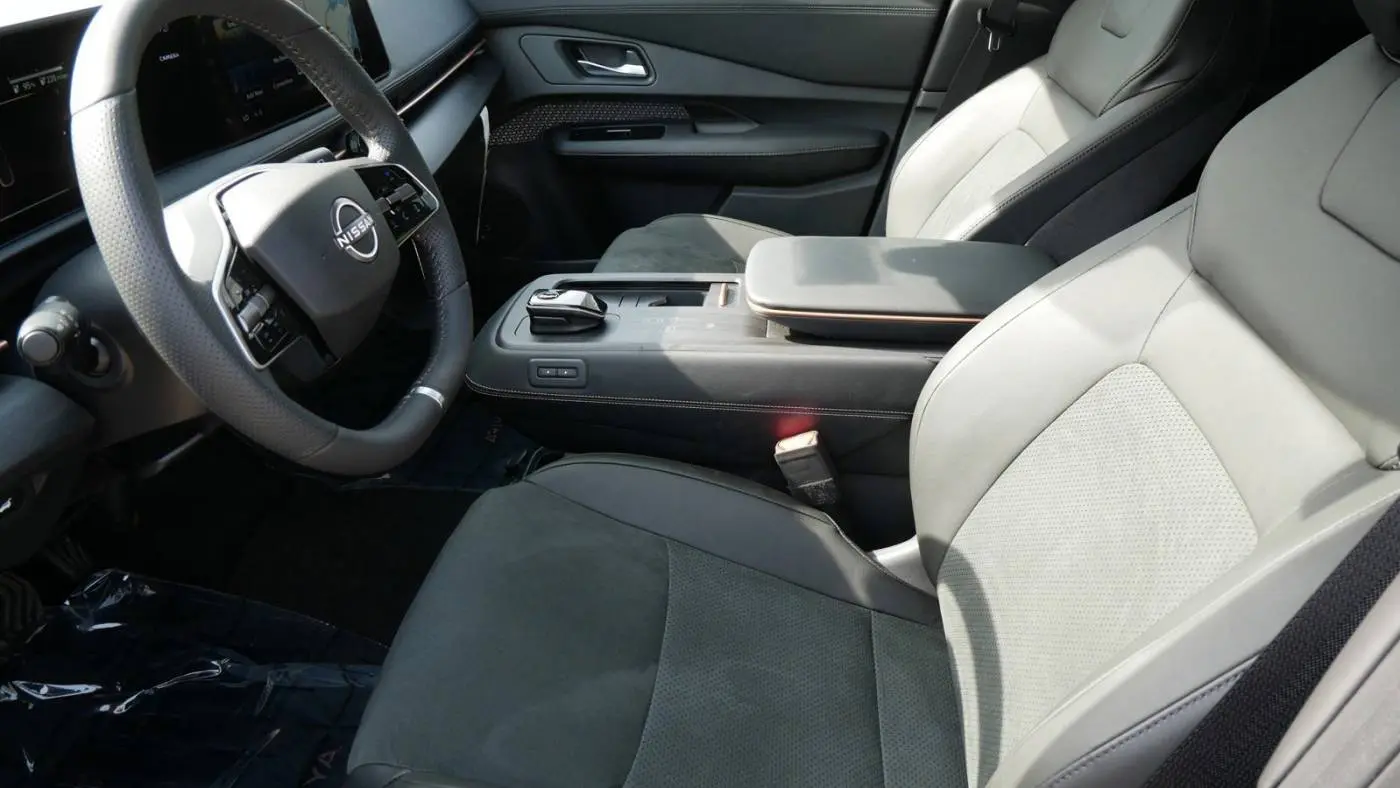 2025 Nissan Ariya JN8DF0BF6SM762377
