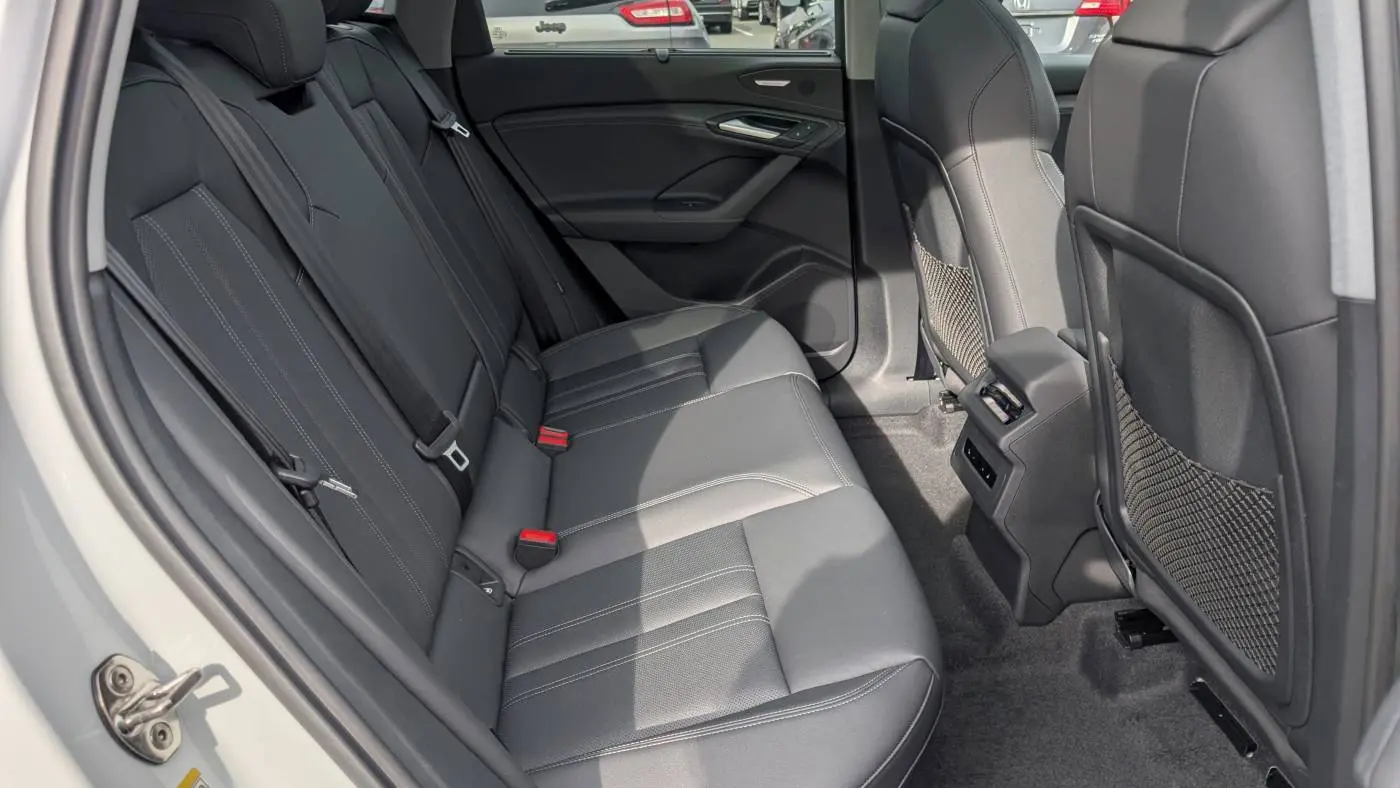 2025 Audi Q6 e-tron WA124BGF3SA031849