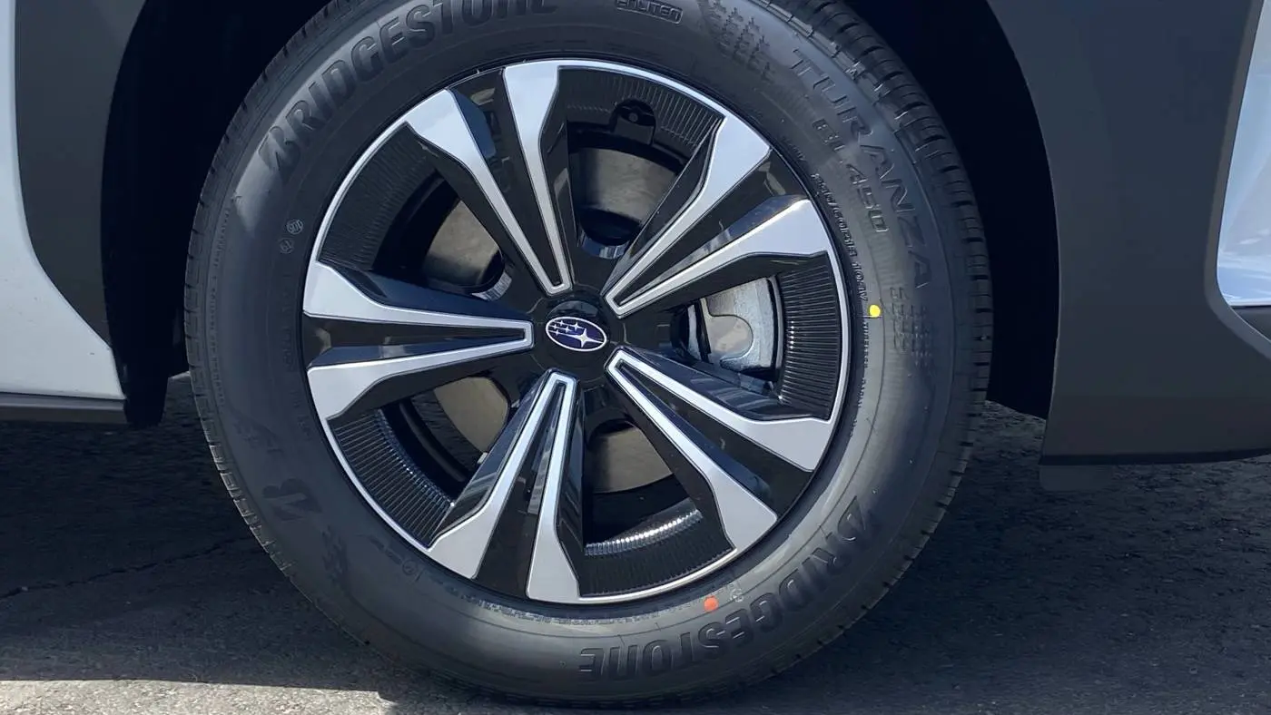 2025 Subaru Solterra JTMABABA2SA098813