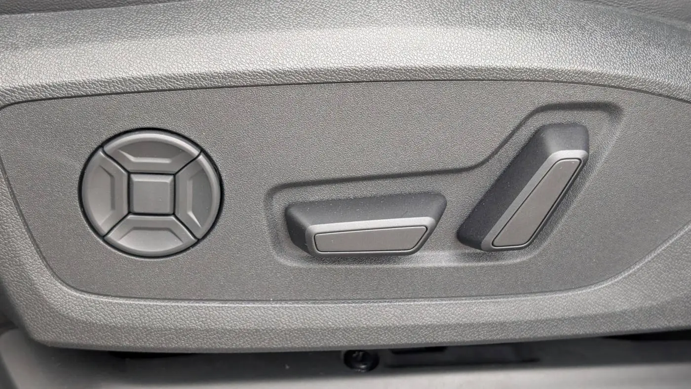 2025 Audi Q6 e-tron WA124BGF3SA031849