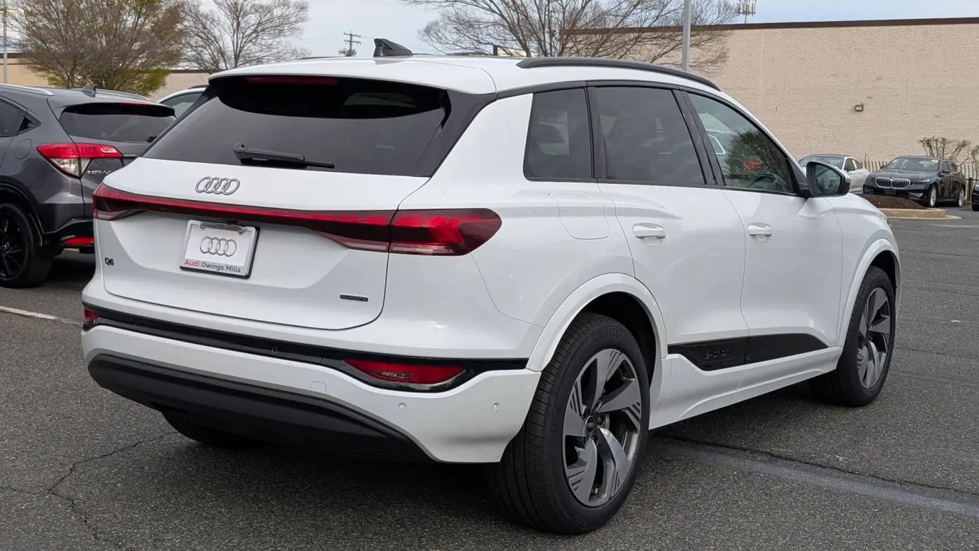 2025 Audi Q6 e-tron WA124BGF3SA031849