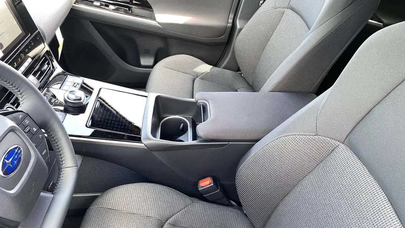 2025 Subaru Solterra JTMABABA2SA098813