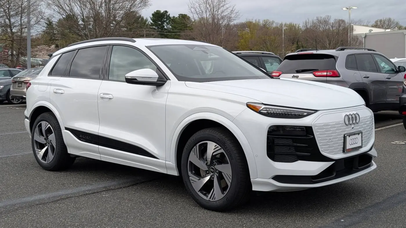 2025 Audi Q6 e-tron WA124BGF3SA031849