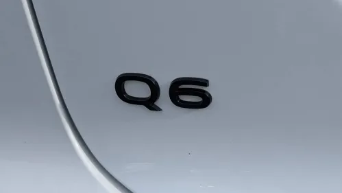 2025 Audi Q6 e-tron WA124BGF3SA031849