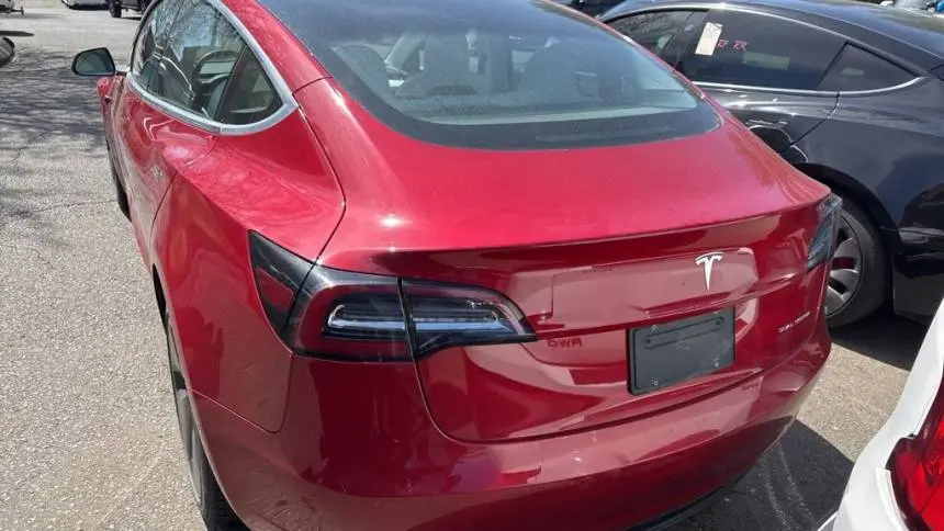 2019 Tesla Model 3 5YJ3E1EB0KF407187