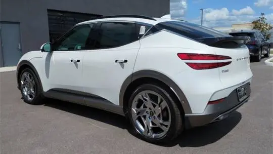 2025 Genesis GV60 KMUKEDSB2SU028116
