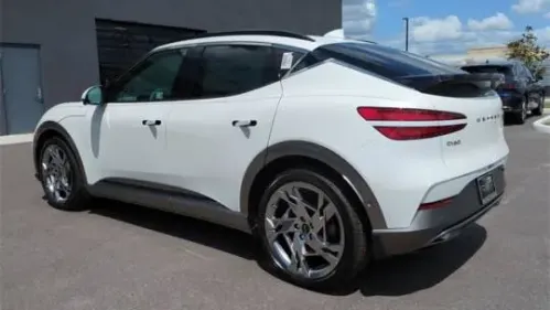 2025 Genesis GV60 KMUKEDSB2SU028116