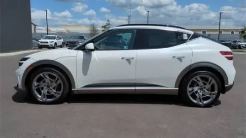 2025 Genesis GV60 KMUKEDSB2SU028116
