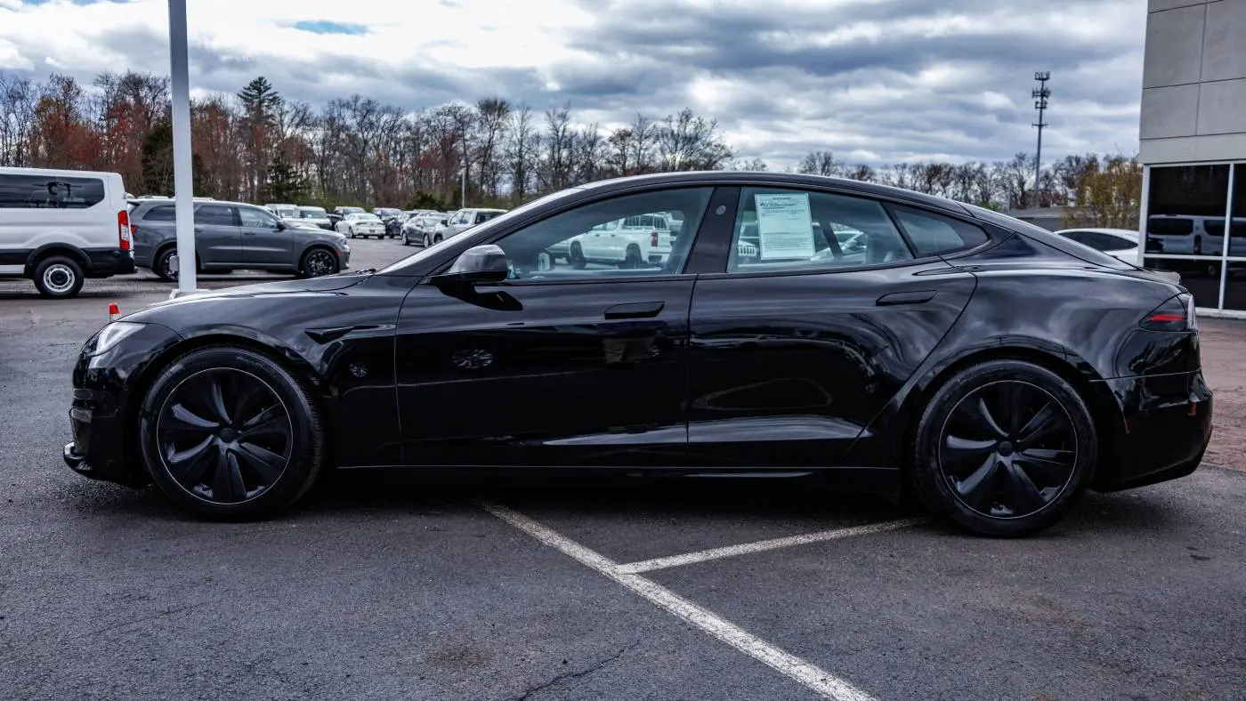 2022 Tesla Model S 5YJSA1E54NF477233