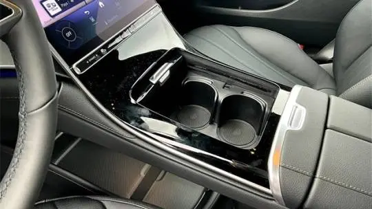 2025 Mercedes EQE Sedan W1KEG1CB7SF069553