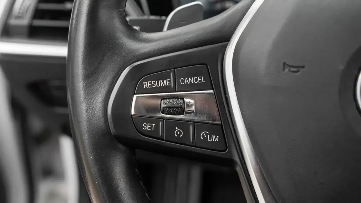 2021 BMW 3 Series - Images - 14