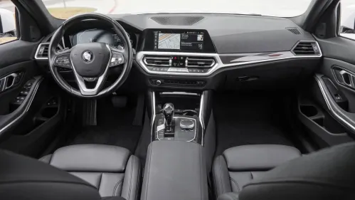 2021 BMW 3 Series - Images - 24
