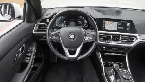 2021 BMW 3 Series - Images - 25