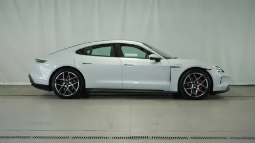 2025 Porsche Taycan - Images - 6