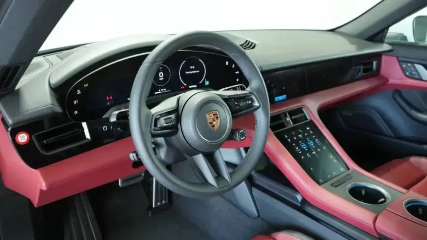 2025 Porsche Taycan - Images - 7