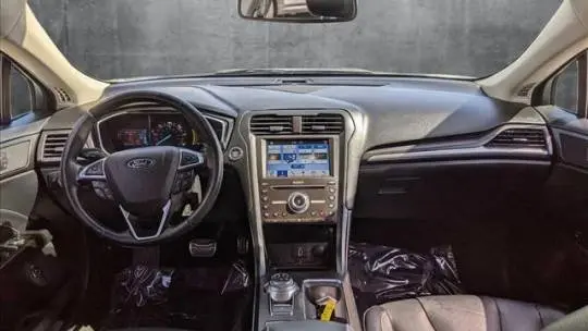 2018 Ford Fusion Energi 3FA6P0SU3JR111249
