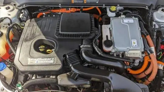 2018 Ford Fusion Energi 3FA6P0SU3JR111249