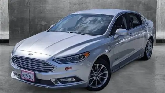 2018 Ford Fusion Energi 3FA6P0SU3JR111249