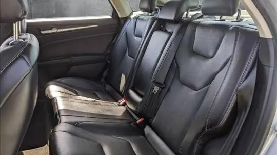 2018 Ford Fusion Energi 3FA6P0SU3JR111249